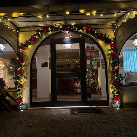 Hotel Ristorante La Grotta Castiglione Delle Stiviere Exteriér fotografie
