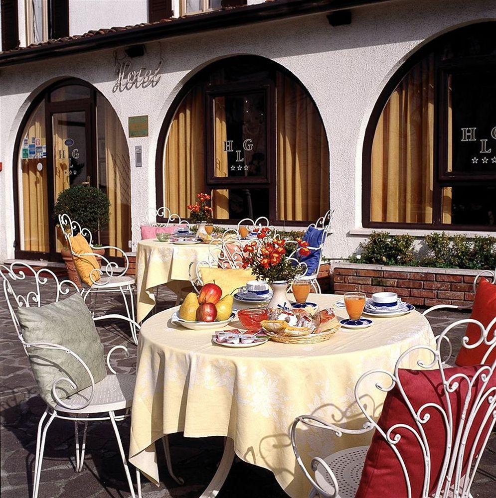 Hotel Ristorante La Grotta Castiglione Delle Stiviere Exteriér fotografie